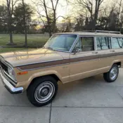 1978 Brown Jeep Wagoneer thumbnail