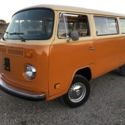 1978 Orange and cream Volkswagen Bus/Vanagon thumbnail