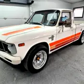 1980 White Chevrolet Luv Pickup thumbnail