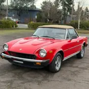 1980 Red Fiat Spider 2000 thumbnail