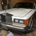 1981 tan Rolls-Royce Silver Shadow thumbnail
