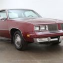 1981 Red Oldsmobile Cutlass thumbnail