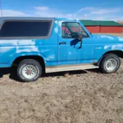 1983 Blue Ford Bronco thumbnail