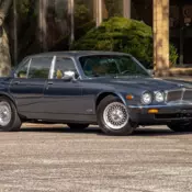 1983 Blue Jaguar XJ thumbnail