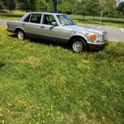 1983 Grey Mercedes-Benz 300-Series thumbnail