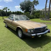 1983 Gold Mercedes-Benz 380SL thumbnail