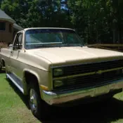 1984 Saddle Tan Chevrolet K10 thumbnail