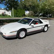 1984 White Pontiac Fiero thumbnail