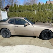 1984 Gold Porsche 944 thumbnail