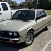 1985 Brown BMW 5-Series thumbnail