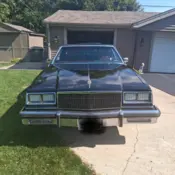 1985 Black Buick LeSabre thumbnail