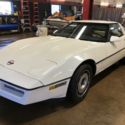 1985 White Chevrolet Corvette thumbnail