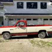 1985 Red Dodge Ram 2500 thumbnail