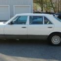 1985 White Mercedes-Benz 500-Series thumbnail