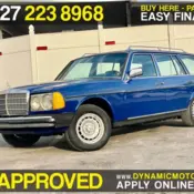 1985 Blue Mercedes-Benz 300-Series thumbnail
