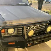 1985 Green Toyota Land Cruiser thumbnail
