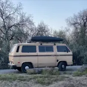 1985 Yellow Volkswagen Bus/Vanagon thumbnail