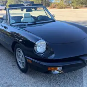 1986 Black Alfa Romeo Spider thumbnail
