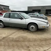 1986 Silver Buick Riviera thumbnail