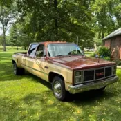 1986 Brown GMC Sierra 3500 thumbnail