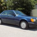 1986 Nautical blue Mercedes-Benz 300-Series thumbnail