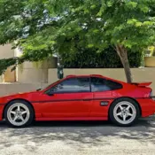 1986 Red Pontiac Fiero thumbnail
