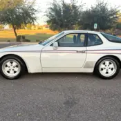 1986 White Porsche 944 thumbnail