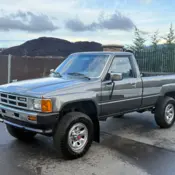 1986  Toyota Pickup thumbnail