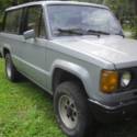 1986 gray Isuzu Trooper thumbnail