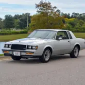 1987 Silver Buick Regal thumbnail