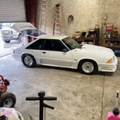 1987 White Ford Mustang thumbnail