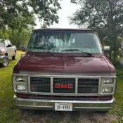 1987 Burgundy GMC Vandura thumbnail