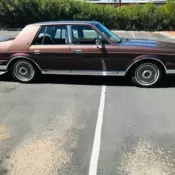 1987 Brown Lincoln Continental thumbnail