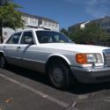 1987 White Mercedes-Benz 400-Series thumbnail