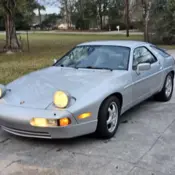 1987 Grey Porsche 928 thumbnail