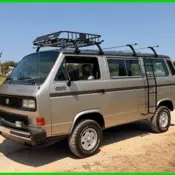 1987 Silver Volkswagen Bus/Vanagon thumbnail