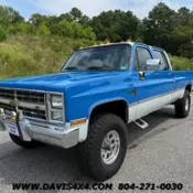 1988 Blue Chevrolet R/V 3500 Series thumbnail