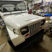1988 White Jeep Wrangler thumbnail