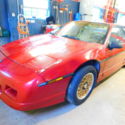 1988 Red Pontiac Fiero thumbnail