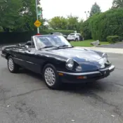 1989 Black Alfa Romeo Spider thumbnail