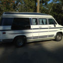 1989 White w/ blue streaks Chevrolet G20 Van thumbnail