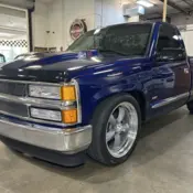 1989 BLUE Chevrolet Gmt-400 thumbnail