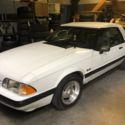 1989 White Ford Mustang thumbnail