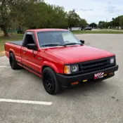1989 Red Mazda B2200 thumbnail