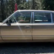 1989 Brown Mercedes-Benz 420SEL thumbnail