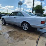 1989 White Mercedes-Benz 560SEC thumbnail