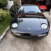 1989 Black Porsche 928 thumbnail