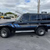 1989 Black Toyota Land Cruiser thumbnail