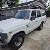 1989 White Toyota Land Cruiser thumbnail