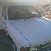 1989 White Toyota Pickup thumbnail